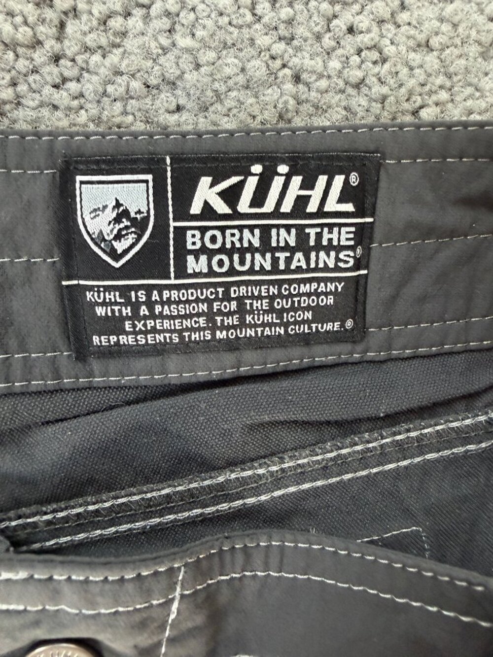 KUHL Renegade Hiking Trail Cargo Shorts Dark Slate Grey Khaki Men's Size 36 -EUC - Picture 5 of 9